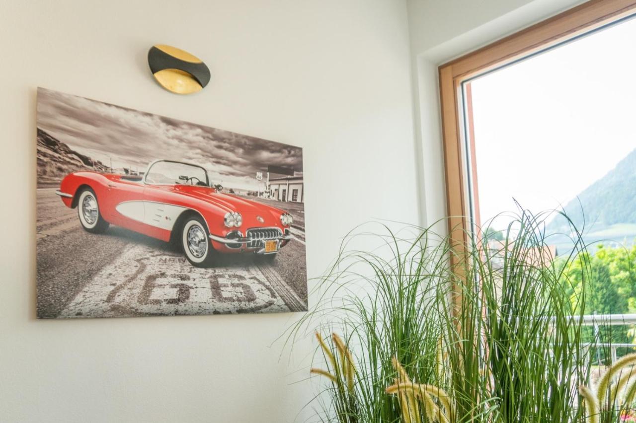 Ferienwohnung Mit Garage, Fahrradraum Und Sehr Grosser Sonnenverwoehnten Terrasse Lagundo Exterior photo